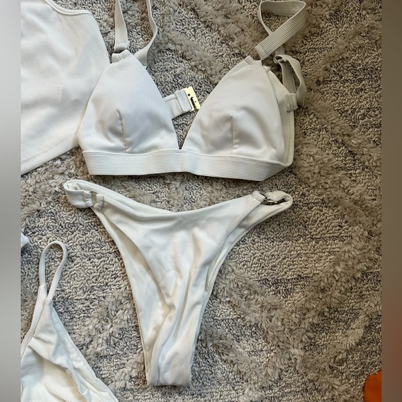 New White bundle - Picture 3 of 4